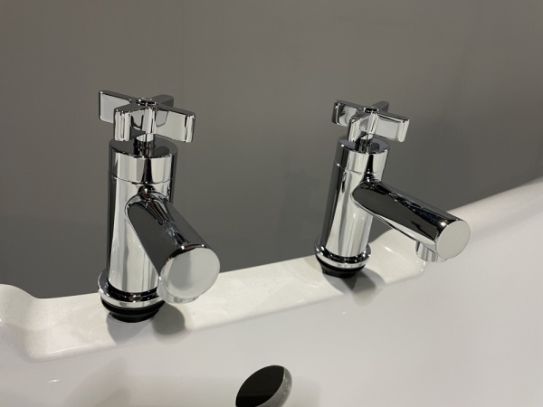 Silverdale Rutland Bath Tap Pair Chrome